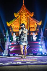 BIB: 339
                            <button type="button" onclick="openModal(22646962)" class="btn btn-primary btn-sm float-right btn-popup" data-toggle="modal" data-target=".modal-high-quality">
                        <i class="fas fa-shopping-cart"></i> Add to Cart
                    </button>
                                            <button type="button" onclick="isThisMe(22646962, true)" class="btn btn-success btn-sm float-right btn-popup btn-isme hidden" data-toggle="tooltip" data-placement="bottom" title="นี่คือรูปของคุณใช่ไหม คลิกที่นี่เพื่อเอาเข้าอัลบั้ม">
                        <i class="fas fa-plus"></i> Add to album
                    </button>
                    <button type="button" onclick="isThisMe(22646962, false)" class="btn btn-warning btn-sm float-right btn-popup btn-isnotme hidden">
                        <i class="fas fa-ban"></i> Remove from album
                    </button>